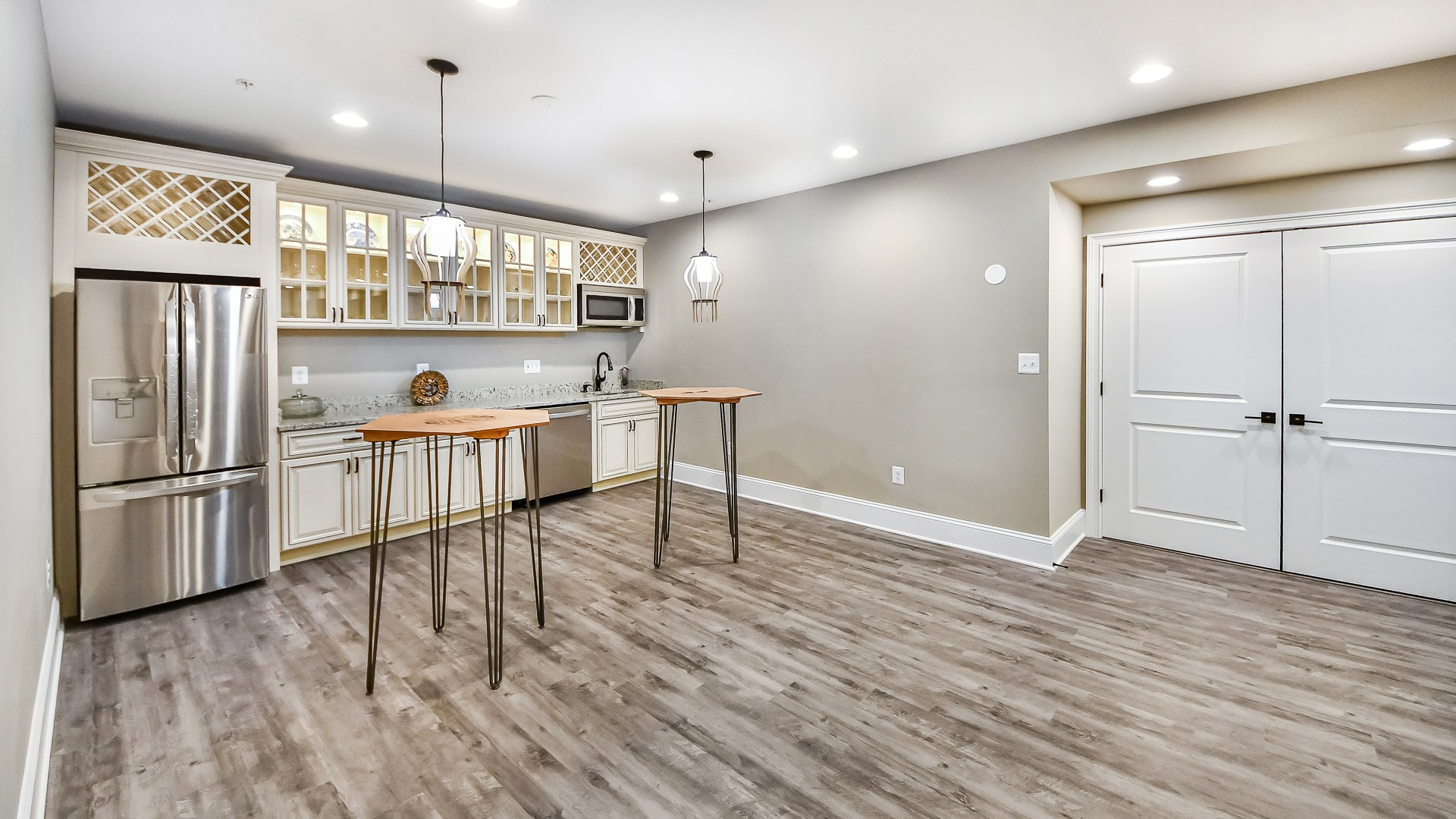 Neutral Transitional Basement With Wetbar Olney, MD