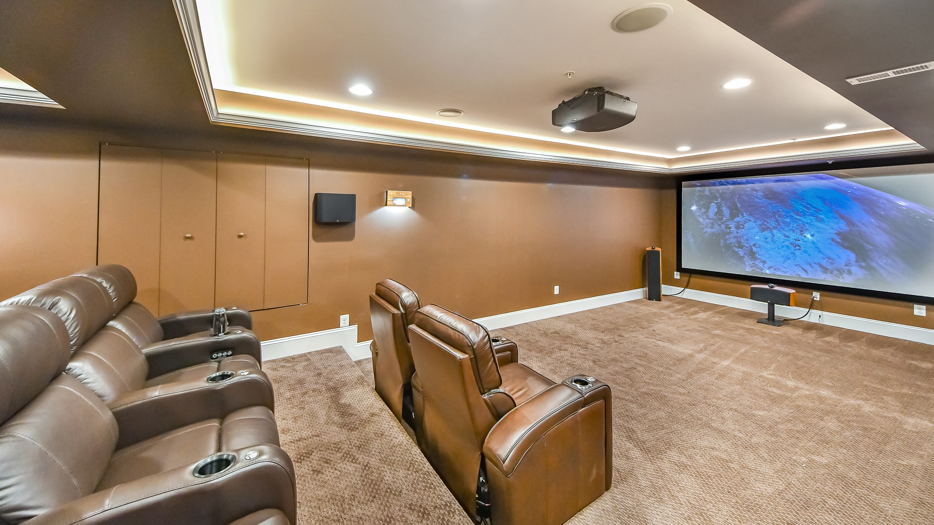 Neutral Transitional Basement With Wetbar Olney, MD