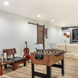 Cozy finished basement with Rec room, kitchen-like wet-bar and full bathroom., North Potomac, MD